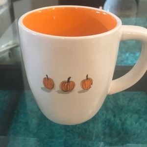 Rae Dunn harvest mug